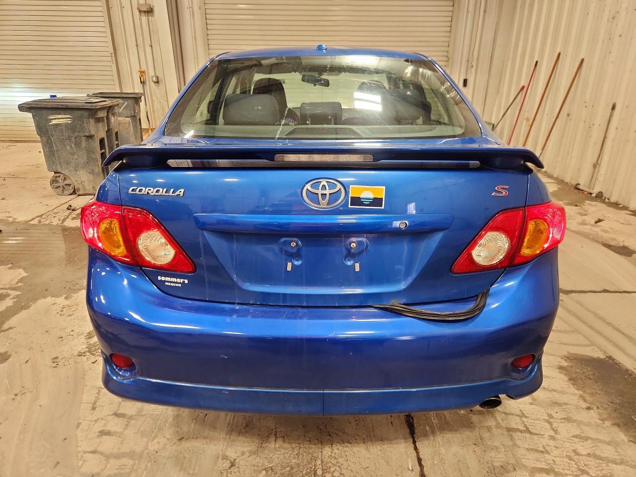 2010 Toyota Corolla S - Фото 6