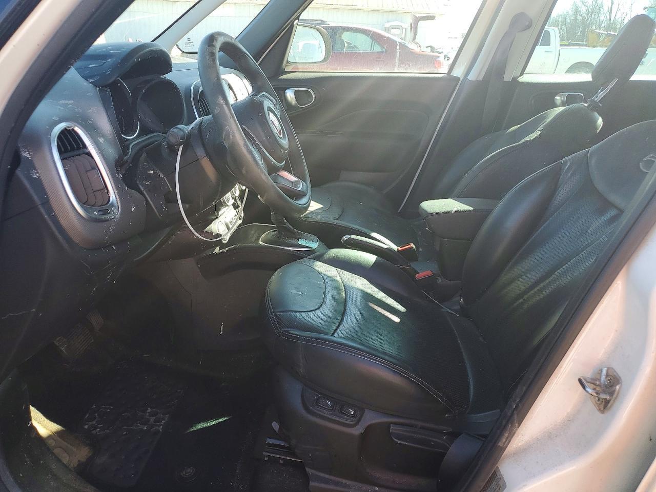 2018 Fiat 500L - Image 7