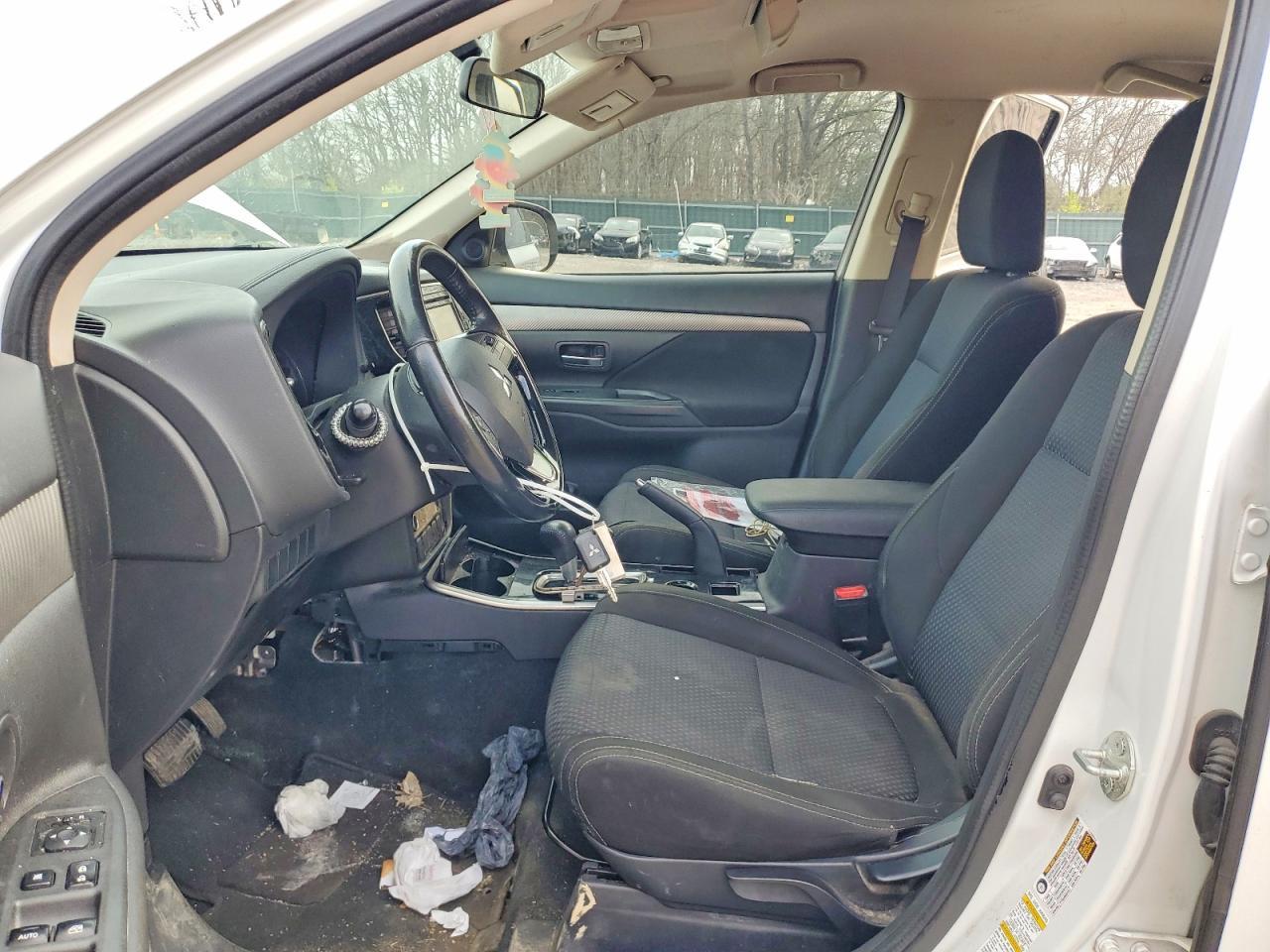 2017 Mitsubishi Outlander Es - Фото 7