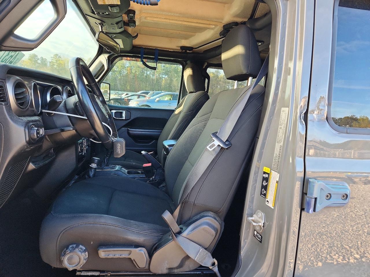 2021 Jeep Gladiator Sport - Фото 7