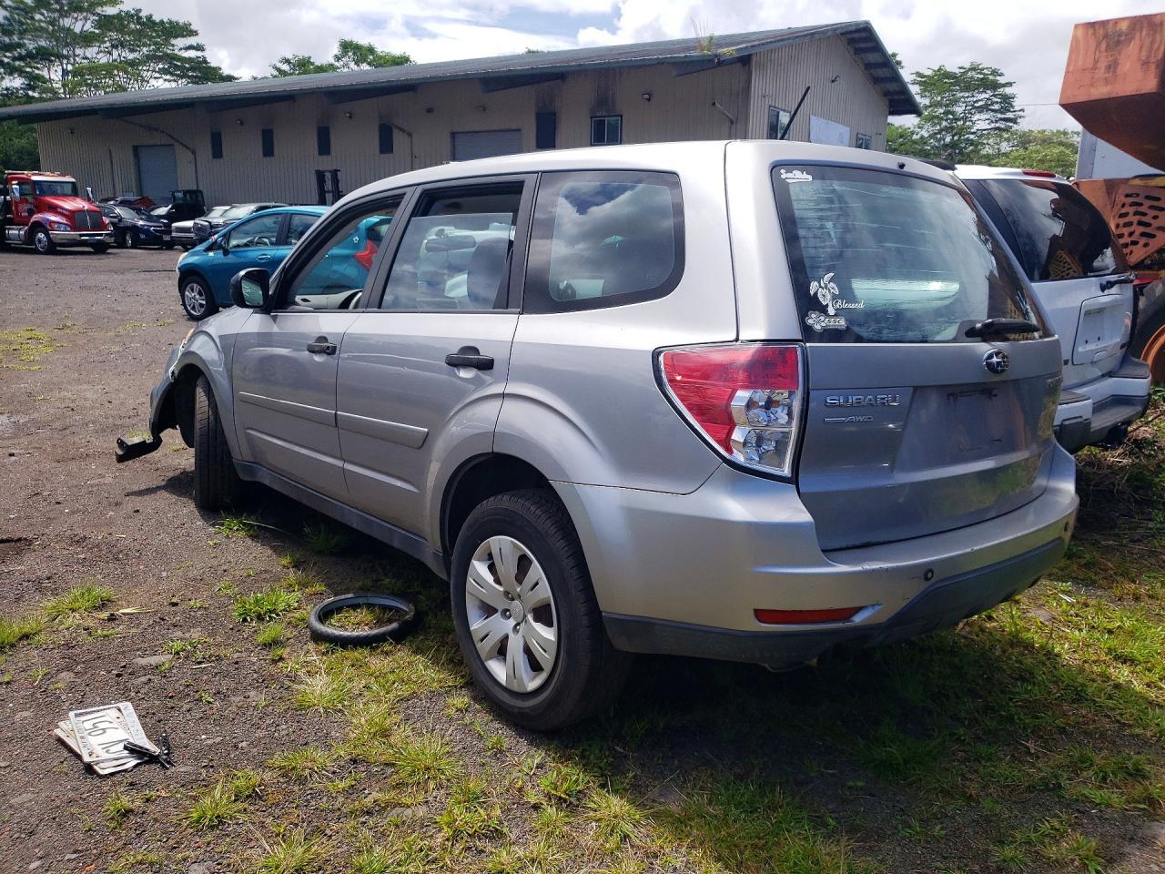 2010 Subaru Forester 2.5X - Фото 2