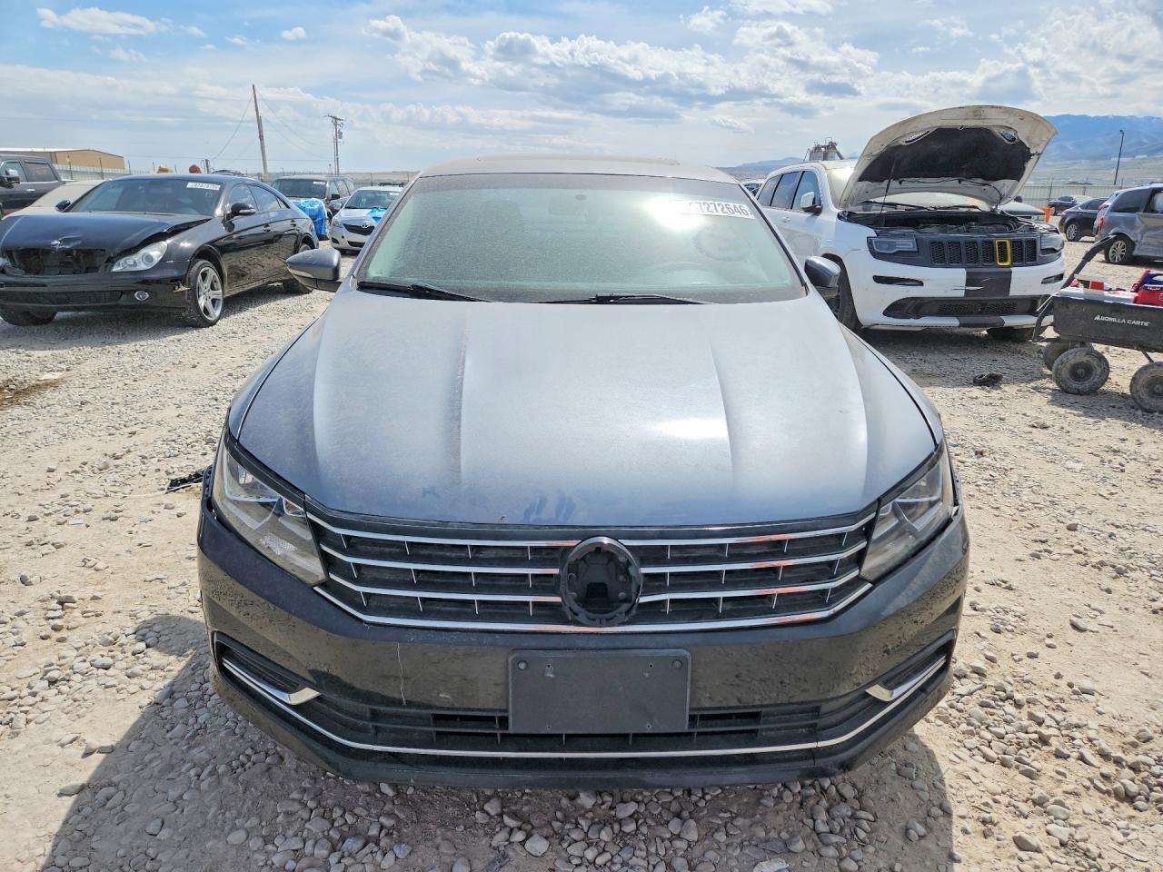 2017 Volkswagen Passat Se - Фото 5