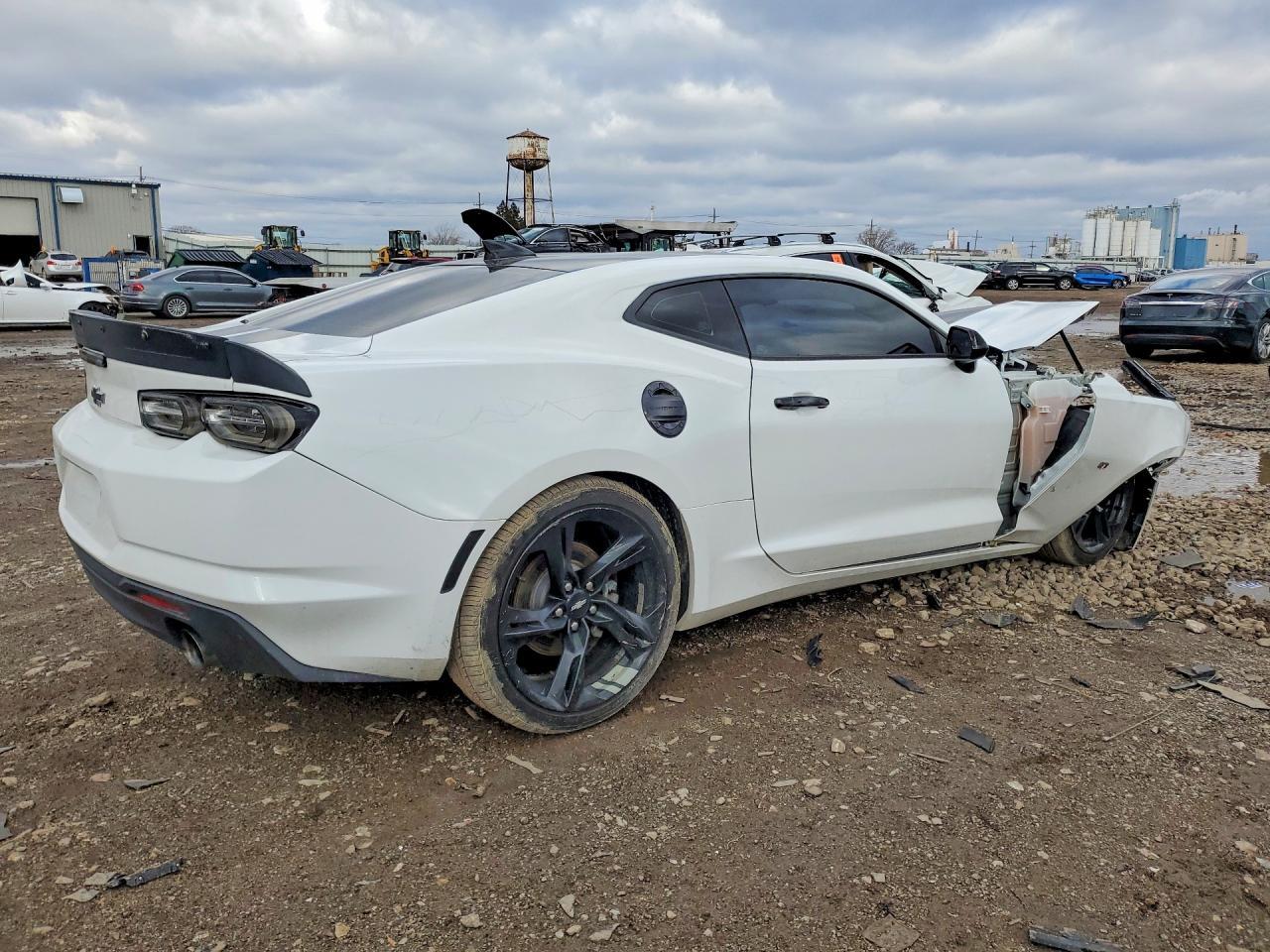 2019 Chevrolet Camaro Ls - Фото 3