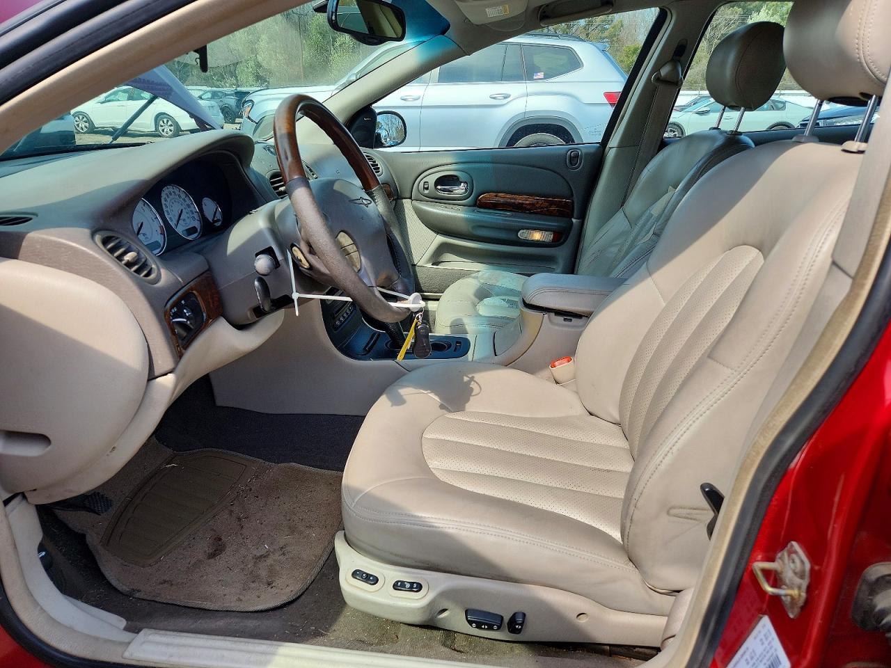 2001 Chrysler 300M - Image 7