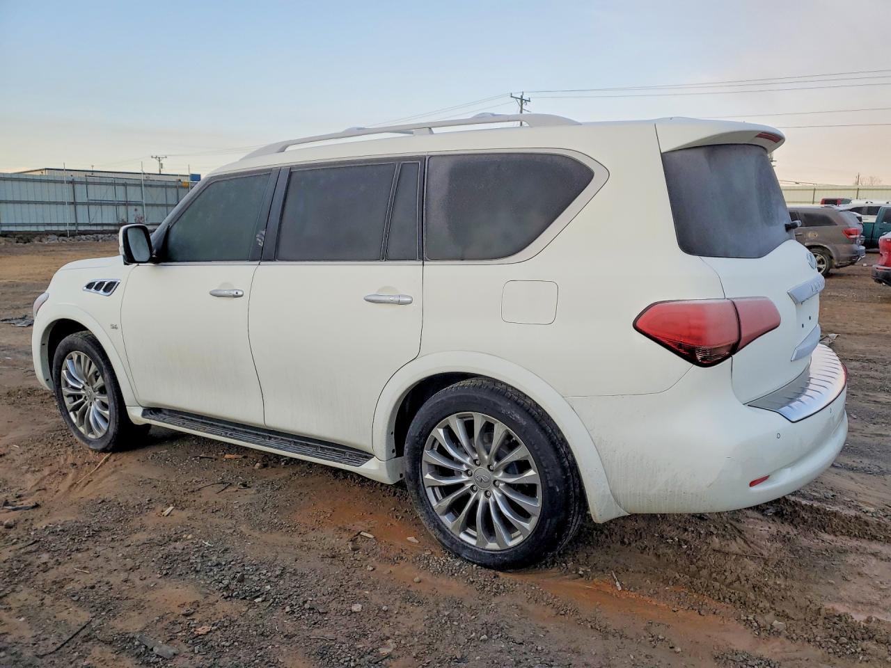 2016 Infiniti Qx80 Base - Image 2
