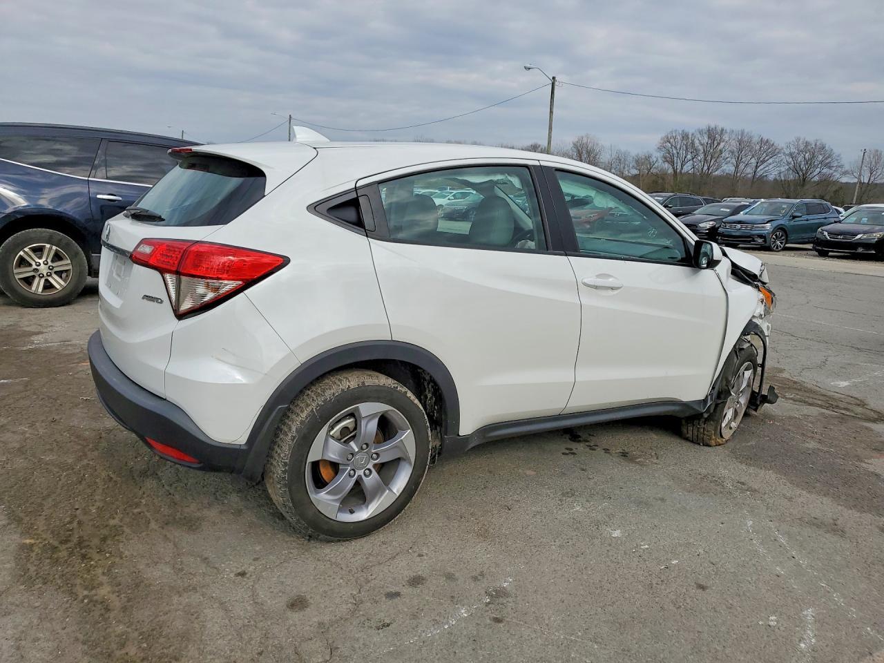 2022 Honda Hr-V Lx - Фото 3