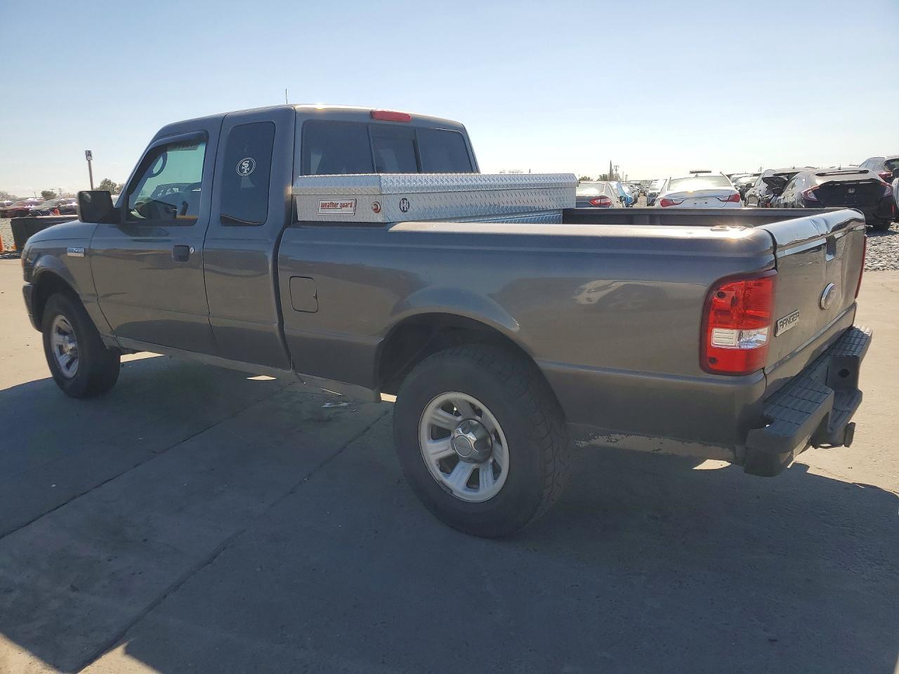 2011 Ford Ranger Super Cab - Image 2