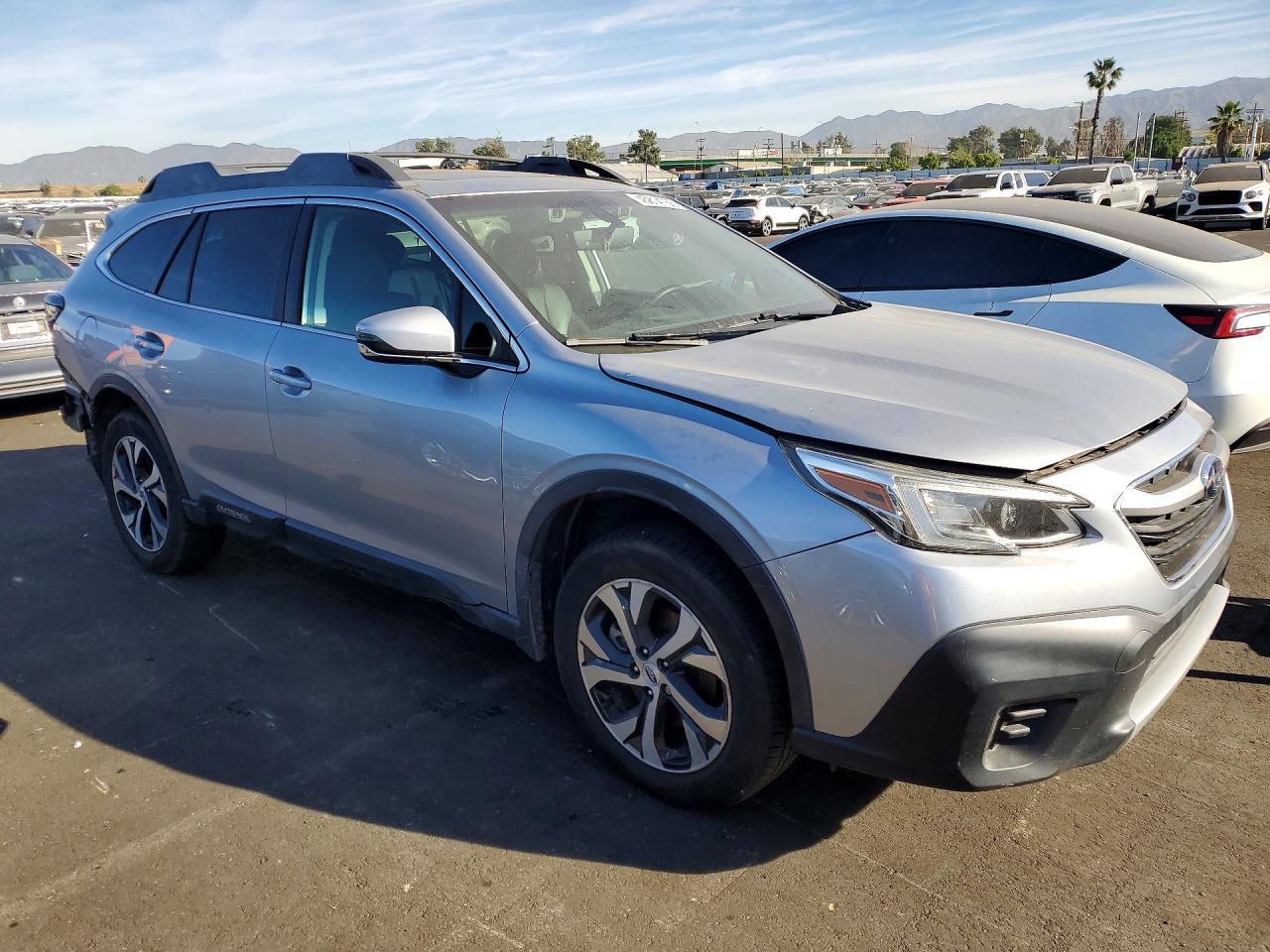 2020 Subaru Outback Limited - Image 4