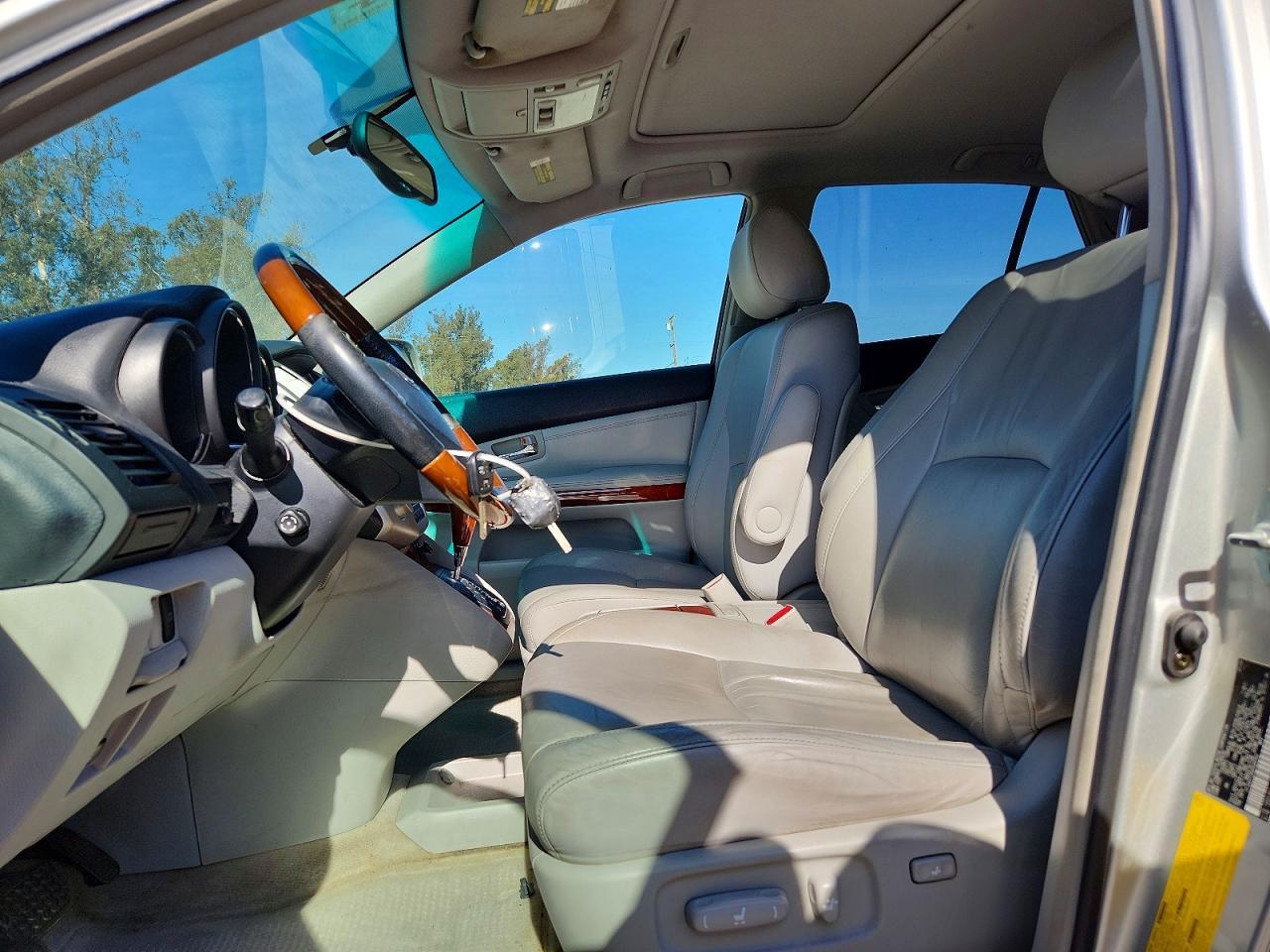 2004 Lexus Rx 330 Base - Image 7