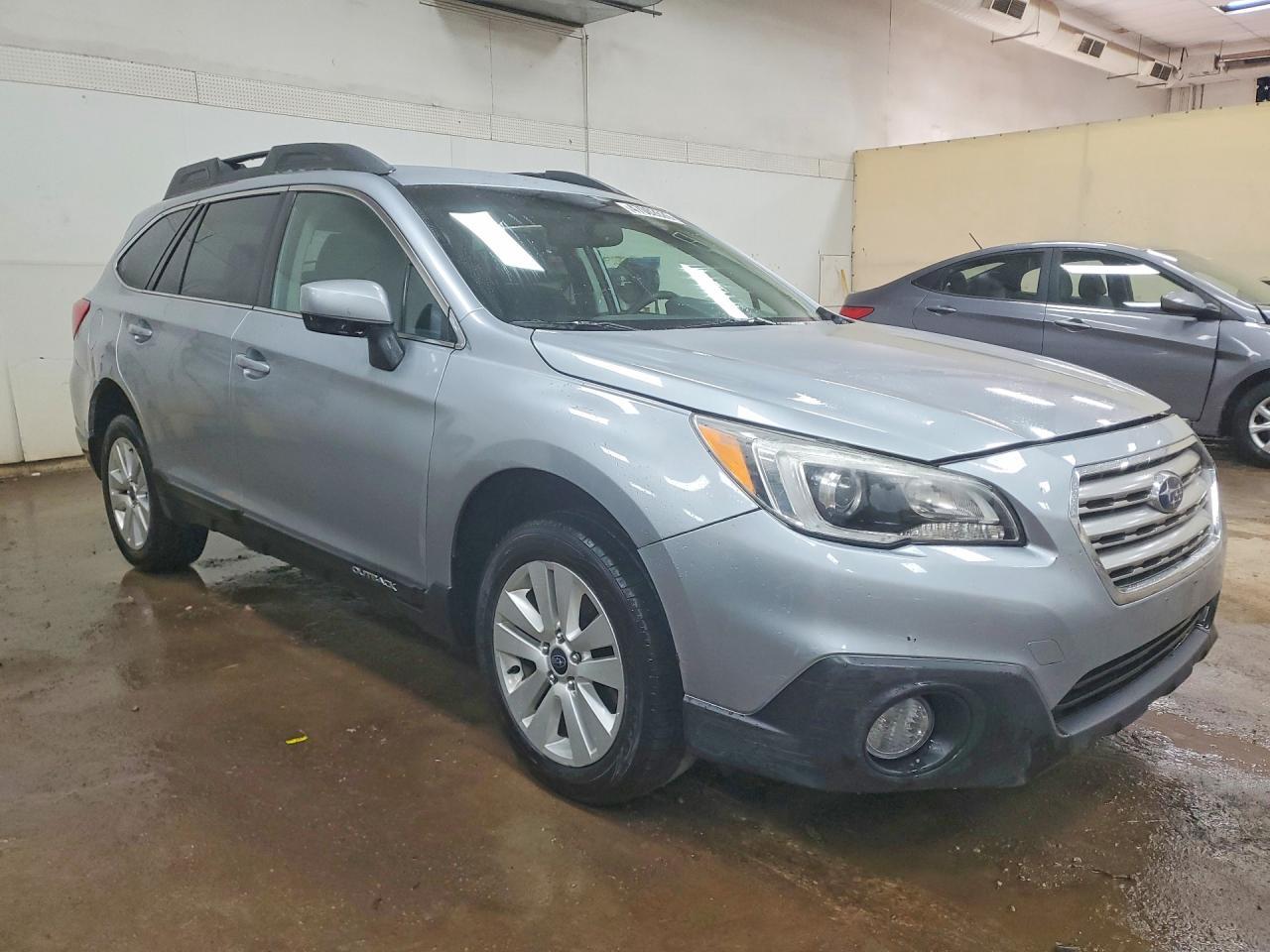 2015 Subaru Outback 2.5I Premium - Фото 4