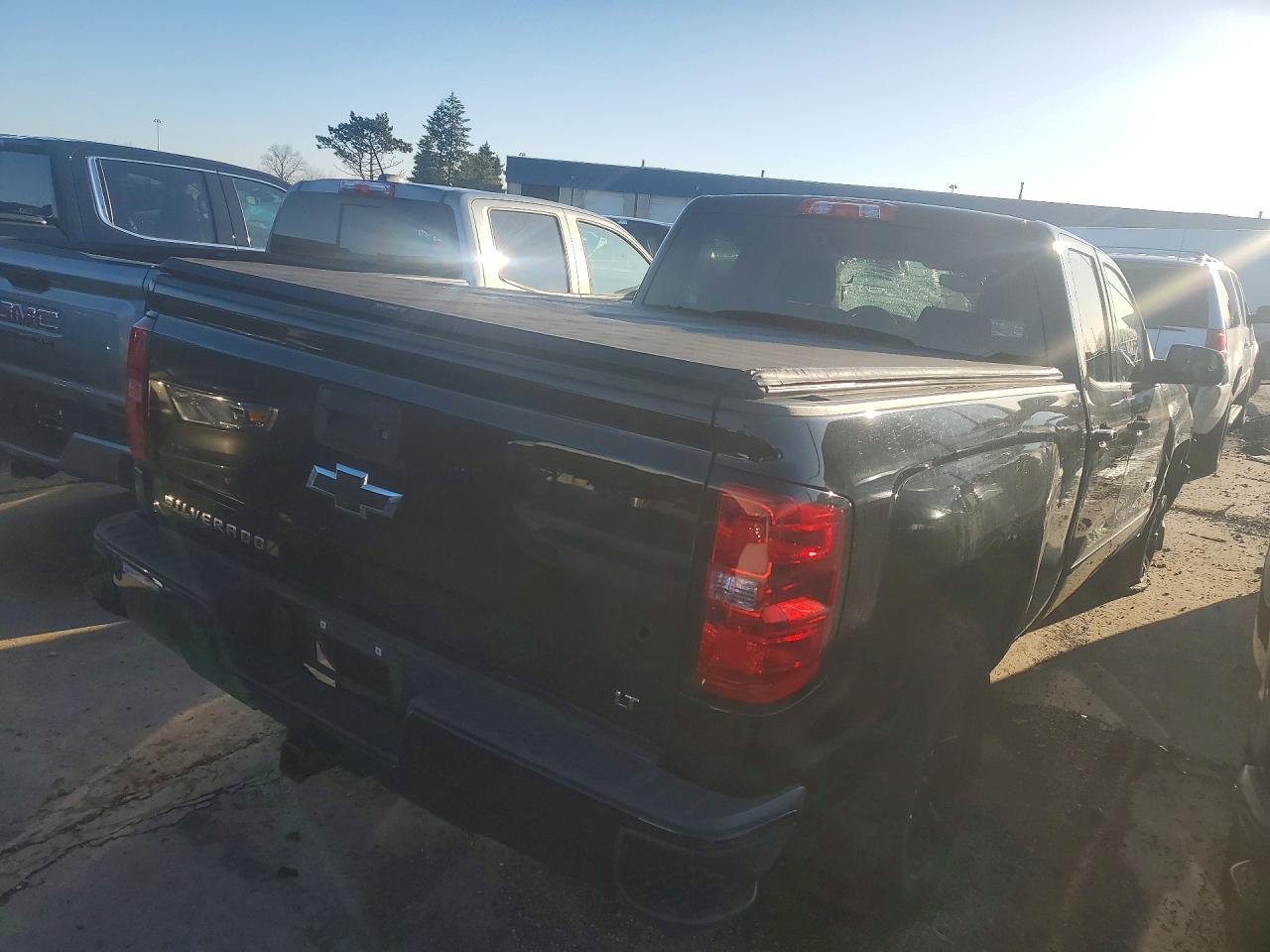 2018 Chevrolet Silverado K1500 Lt - Image 3