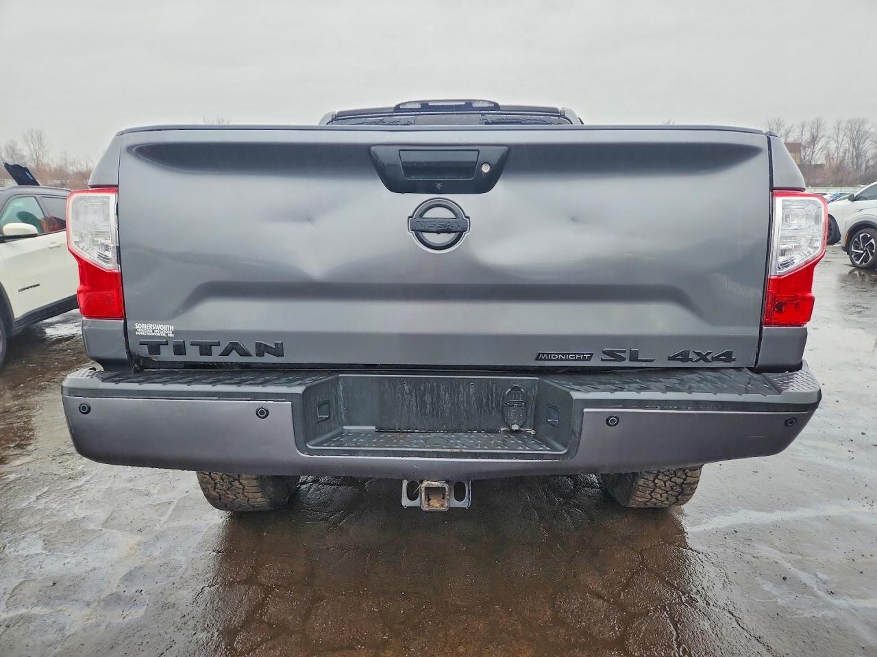 2019 Nissan Titan Sl - Image 6