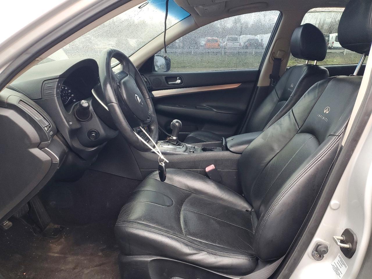 2011 Infiniti G37 Sedan X - Image 7