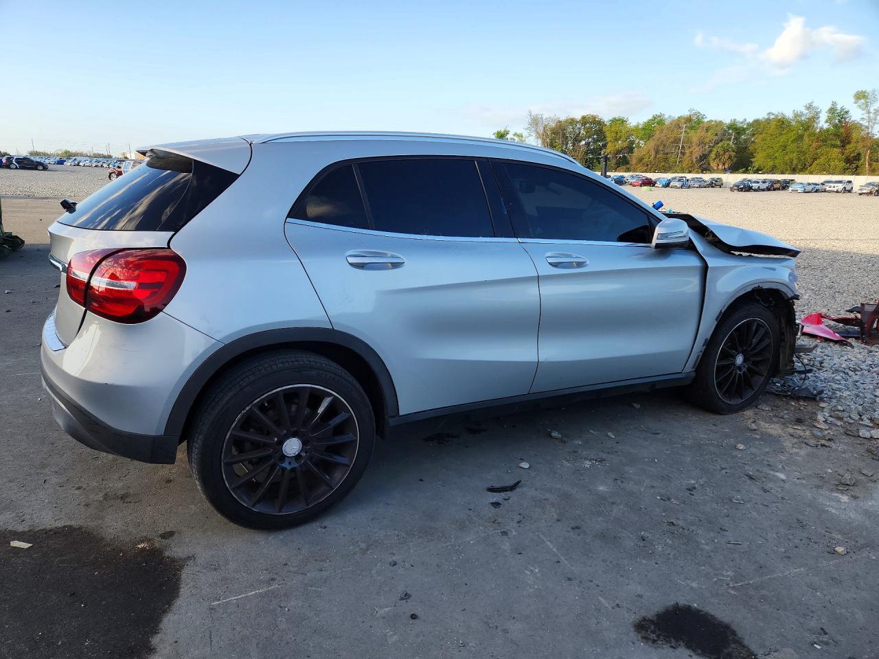 2018 Mercedes Benz Gla 250 - Image 3