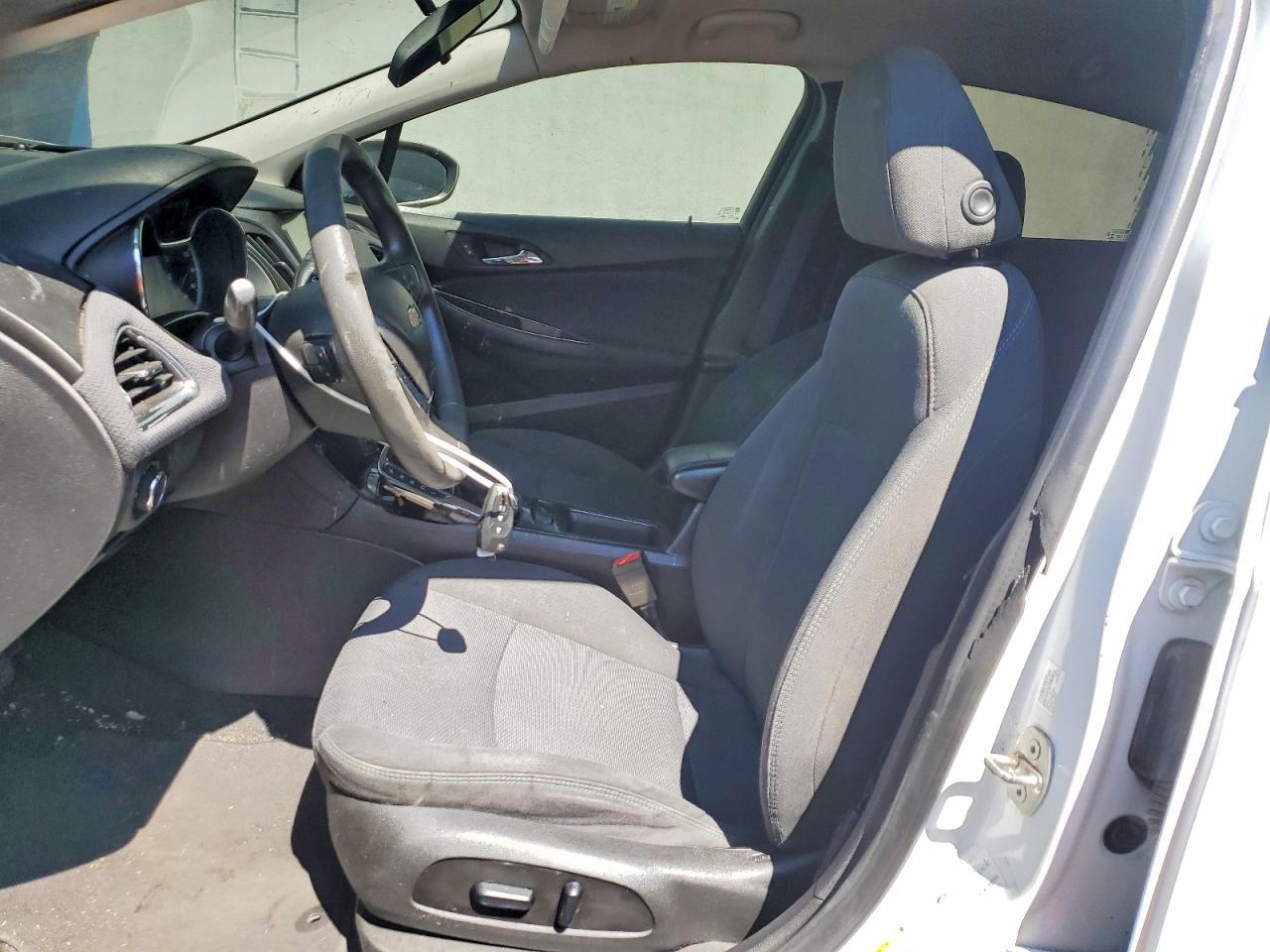 2018 Chevrolet Cruze Lt - Image 7