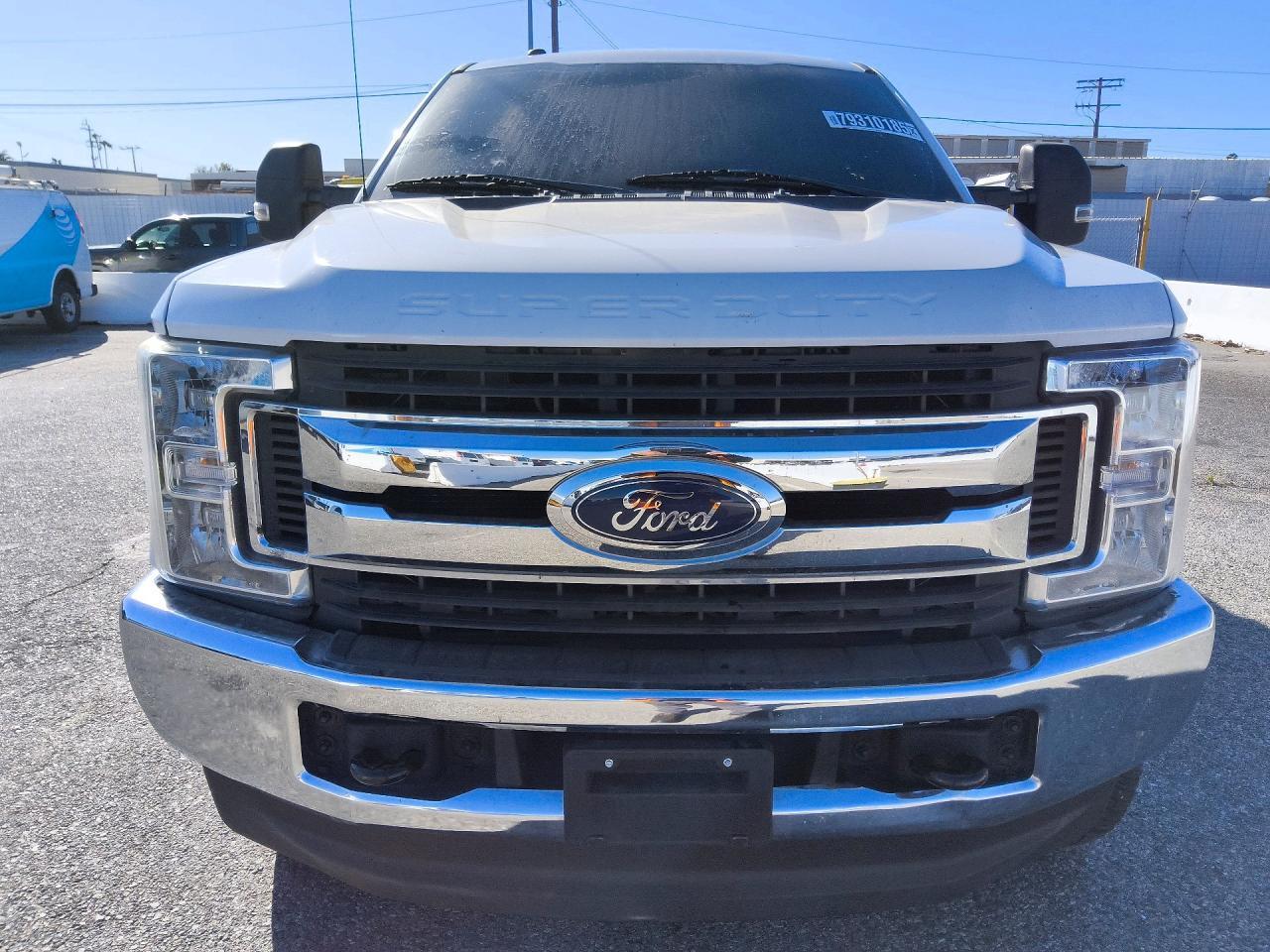 2019 Ford F250 Super Duty - Фото 5