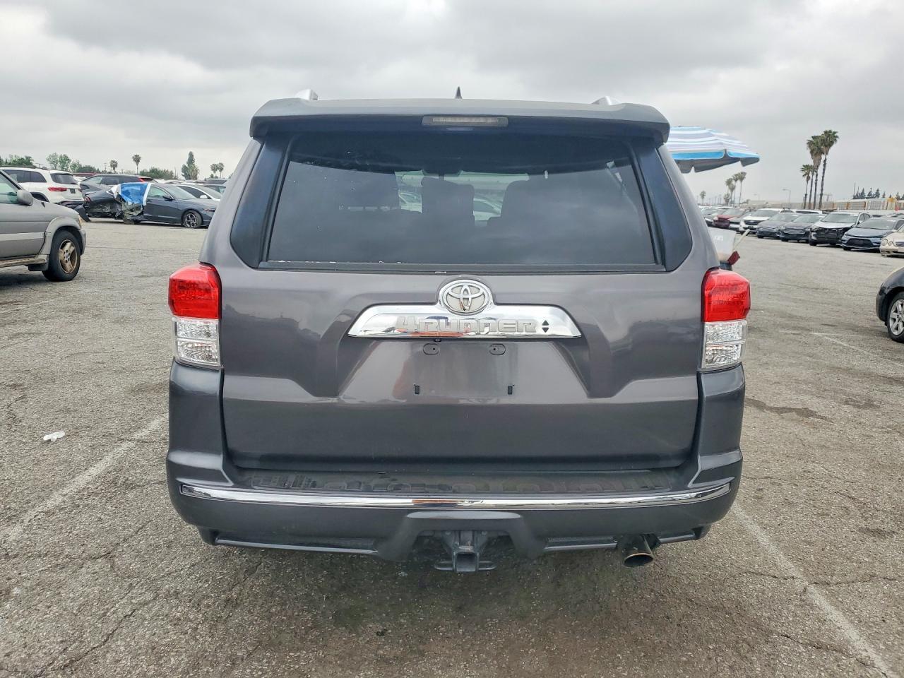 2012 Toyota 4Runner Limited - Image 6