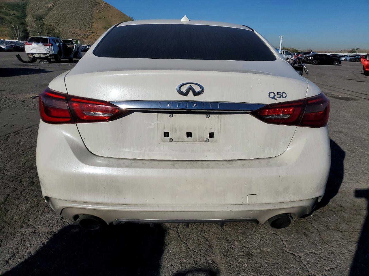 2018 Infiniti Q50 3.0T Luxe - Фото 6