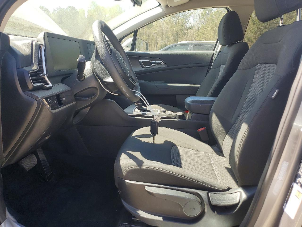 2023 Kia Sportage Lx - Image 7