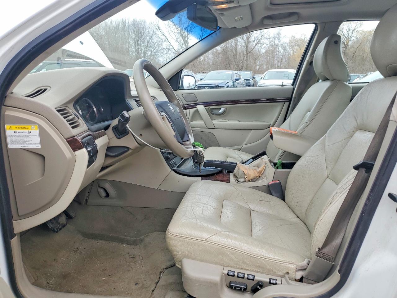 2004 Volvo S80 - Image 7