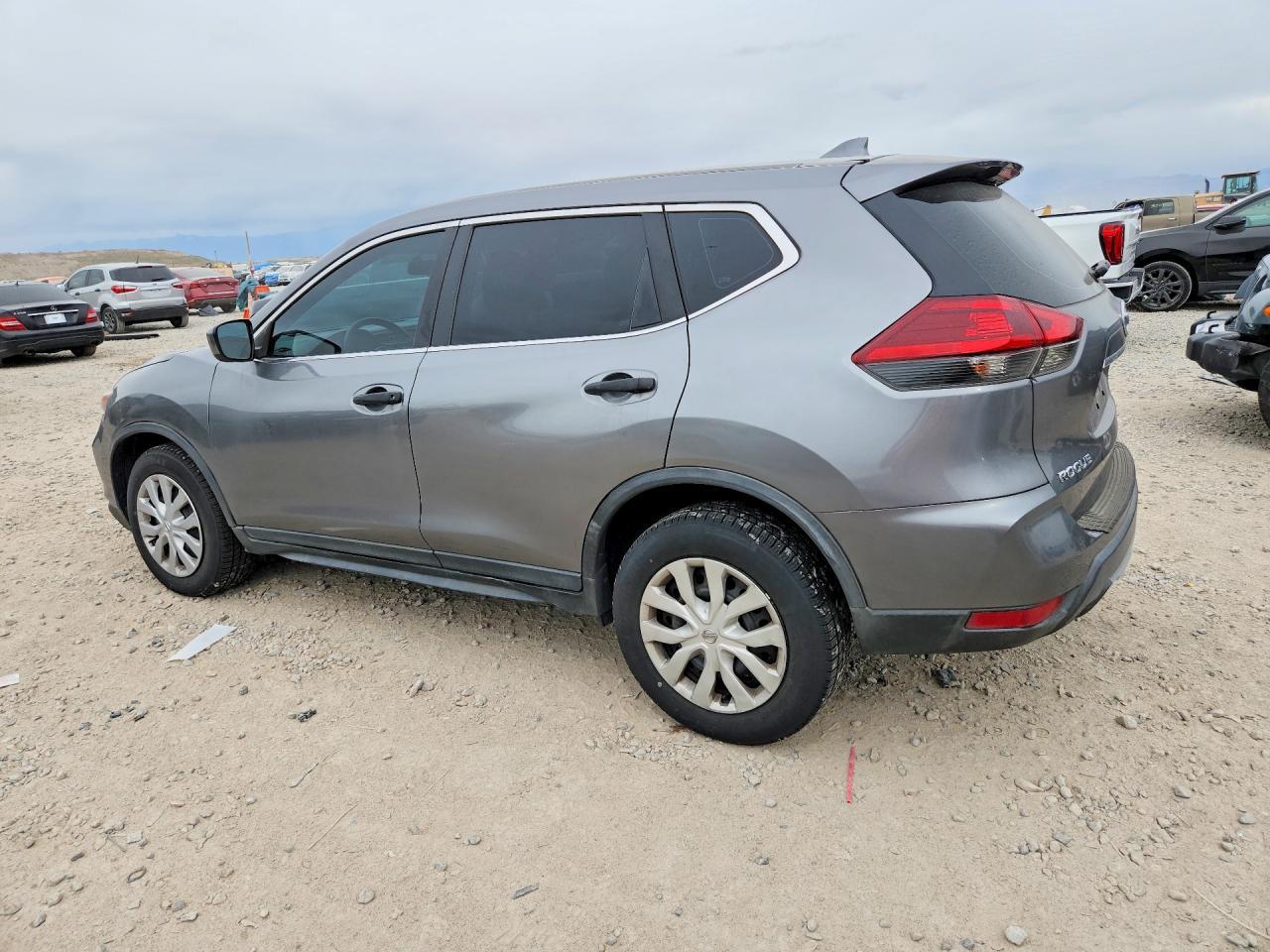 2018 Nissan Rogue S - Image 2