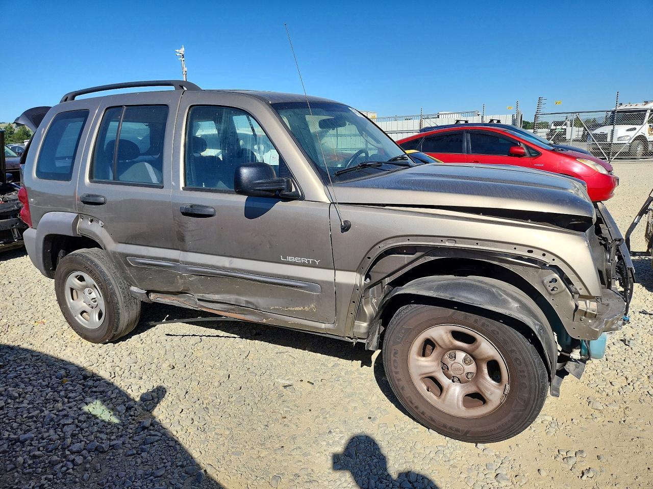 2004 Jeep Liberty Sport - Image 4