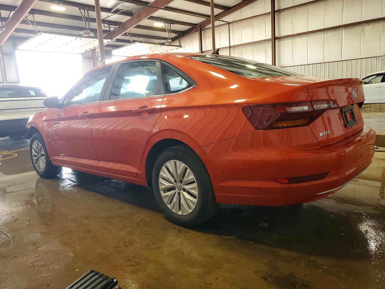 2019 Volkswagen Jetta S - Фото 2