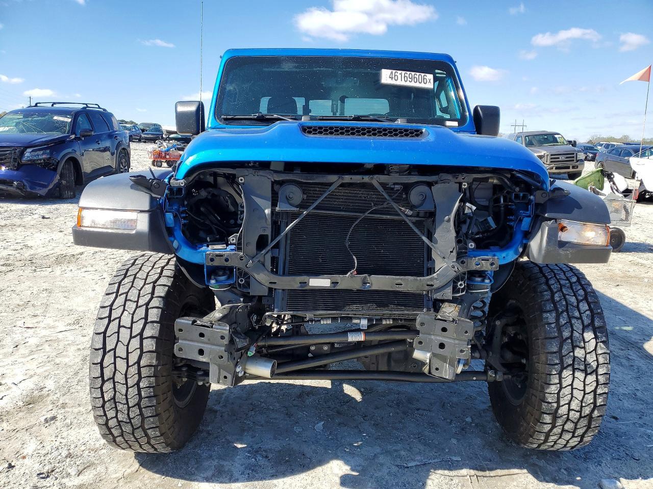 2023 Jeep Gladiator Mojave - Image 5