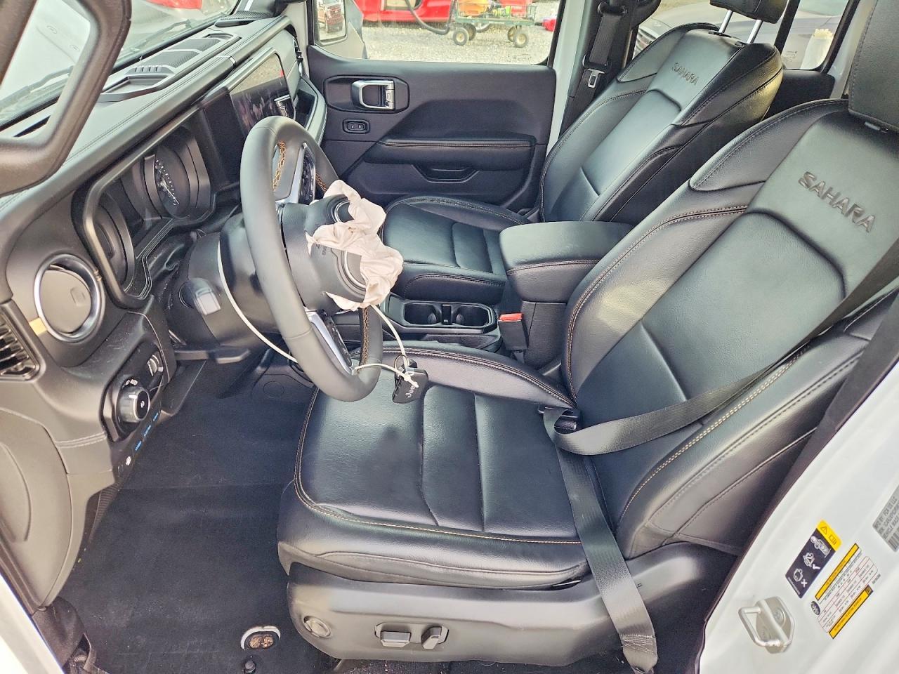 2024 Jeep Wrangler Sahara 4Xe - Фото 7