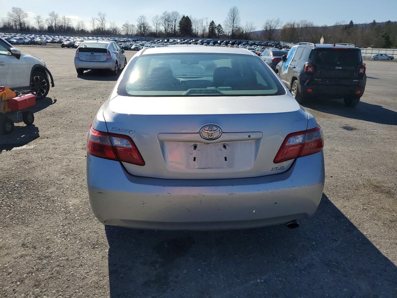 2009 Toyota Camry Xle - Image 6