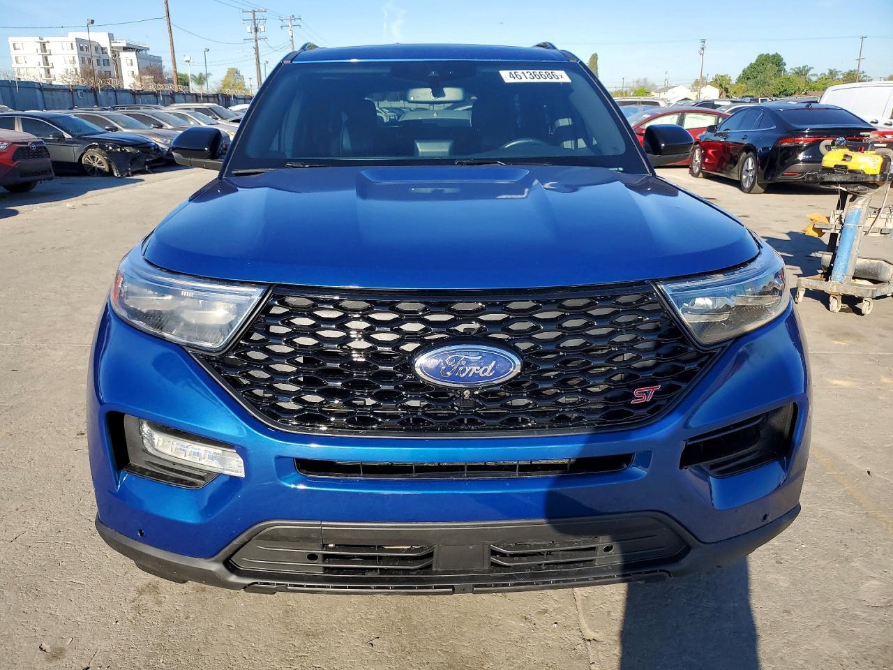 2020 Ford Explorer St - Фото 5