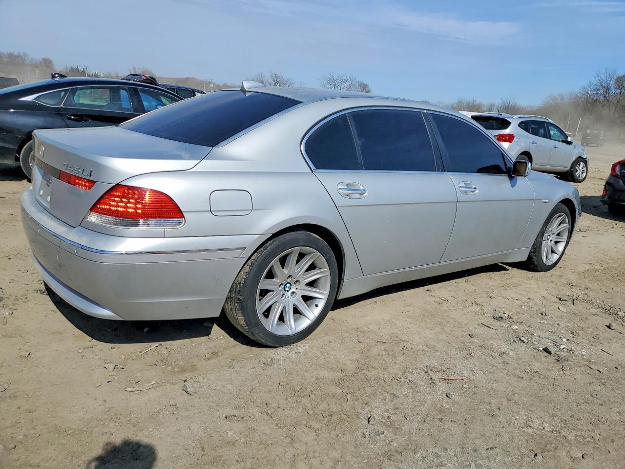 2005 BMW 745 Li - Image 3