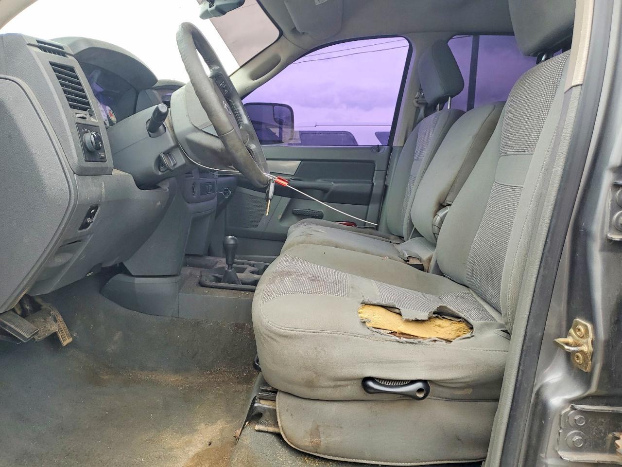 2007 Dodge Ram 2500 St - Image 7