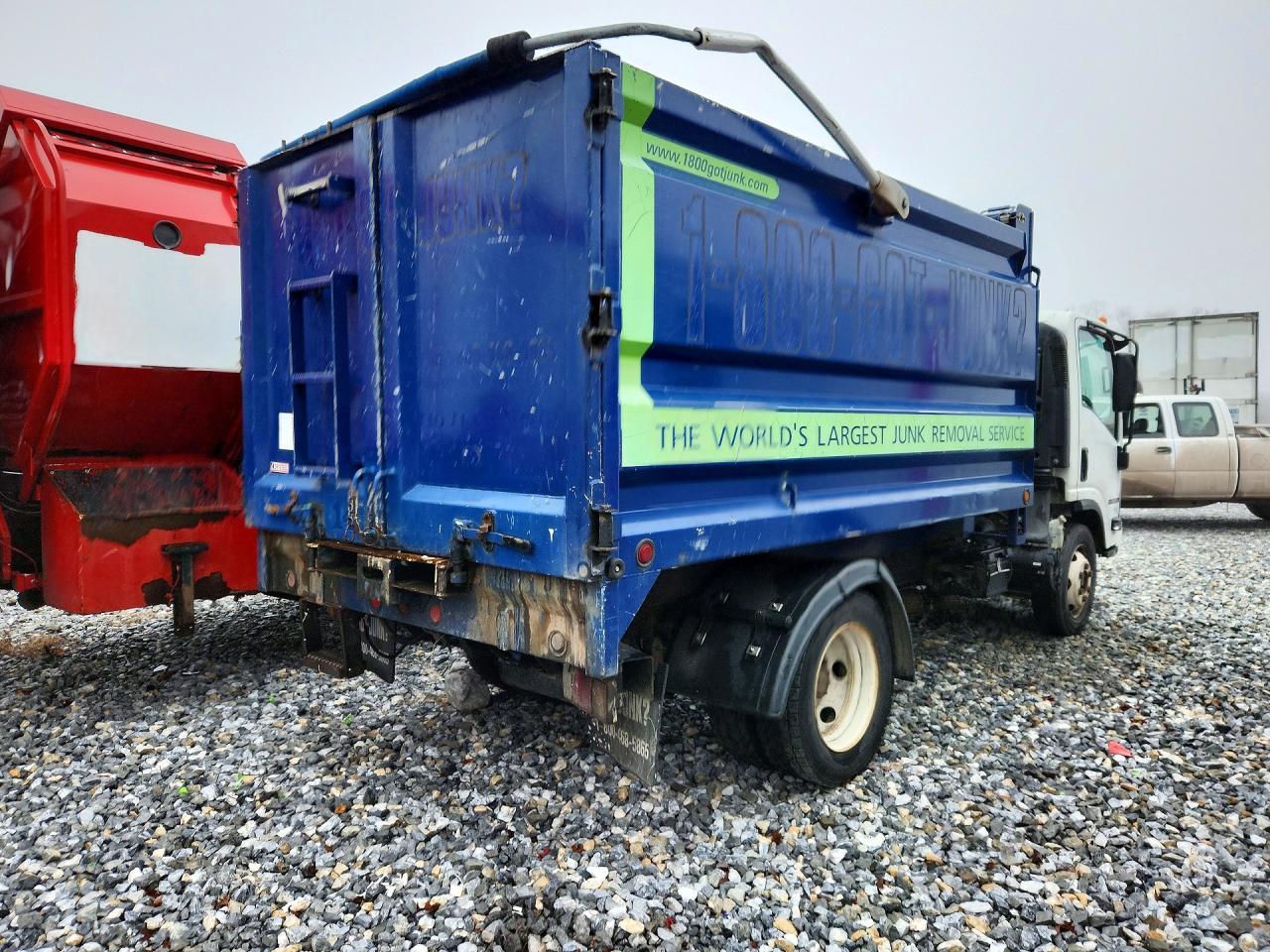 2016 Isuzu Npr Hd Refuse Truck - Фото 3