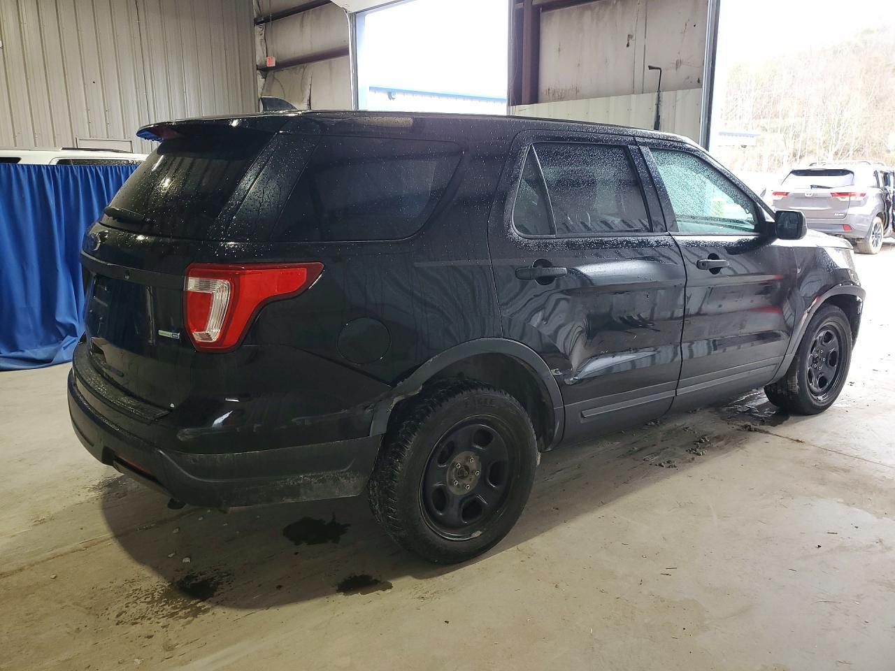 2018 Ford Explorer Police Interceptor - Image 3