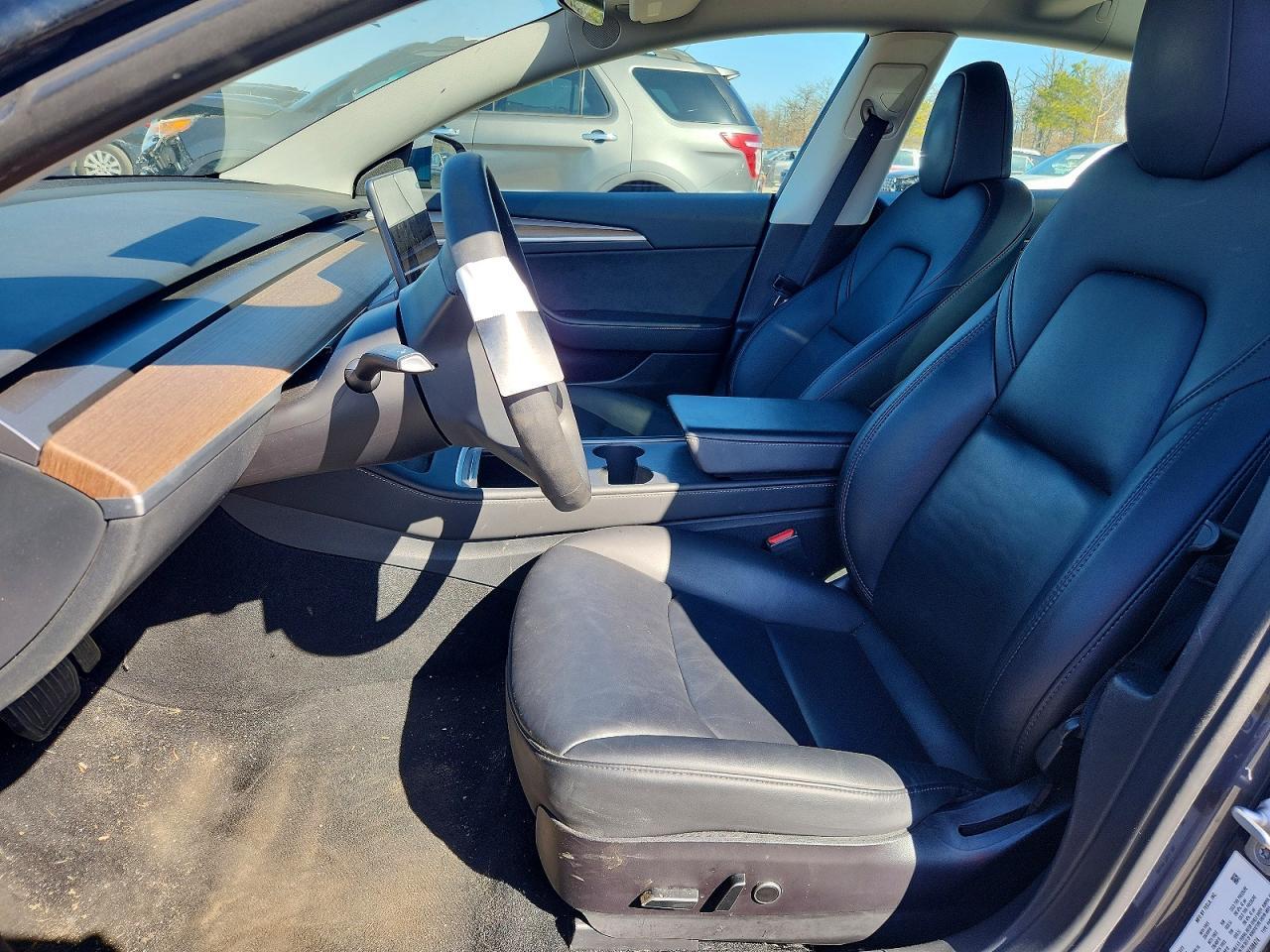 2023 Tesla Model 3 - Фото 7