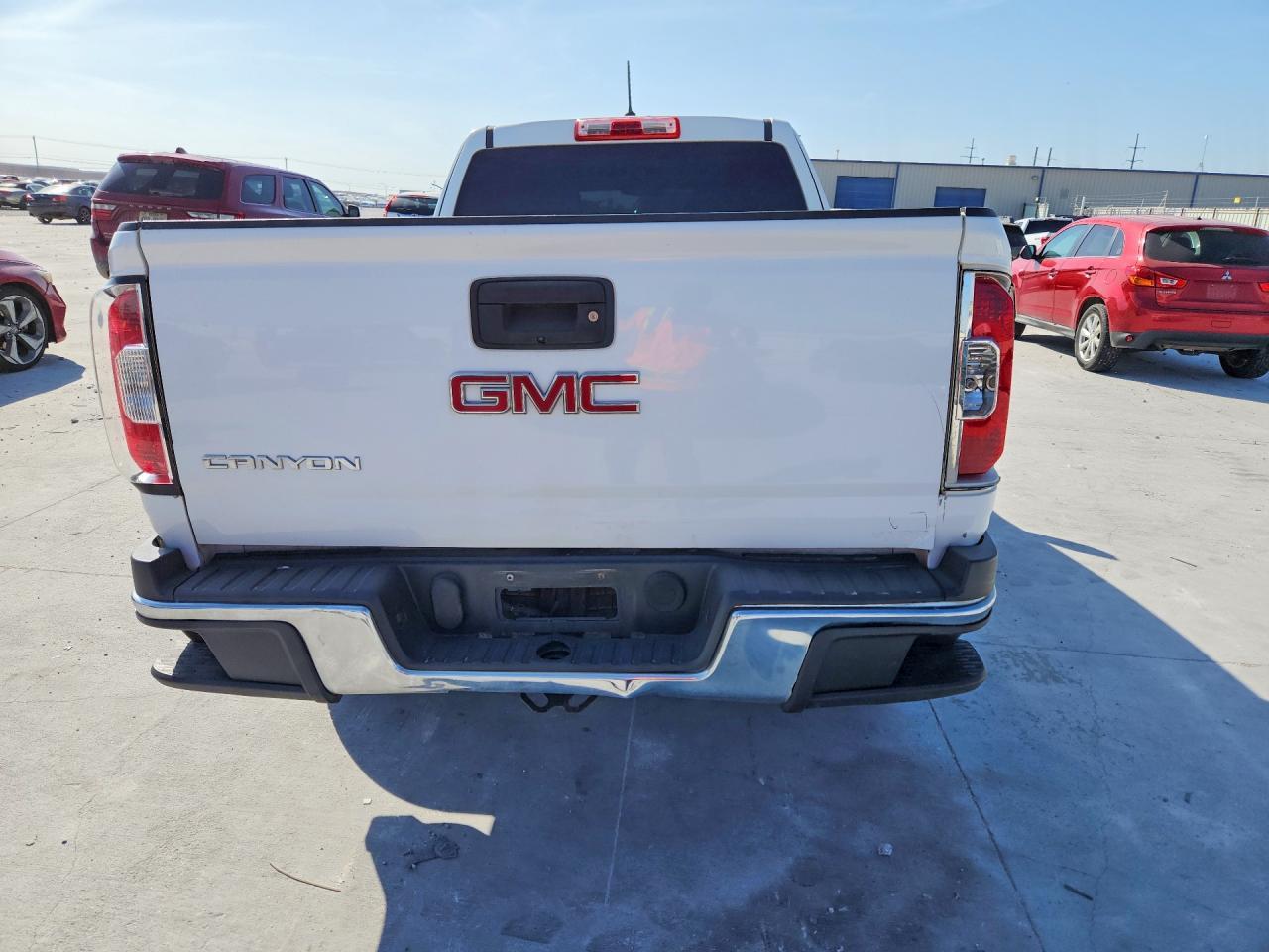 2016 GMC Canyon - Image 6
