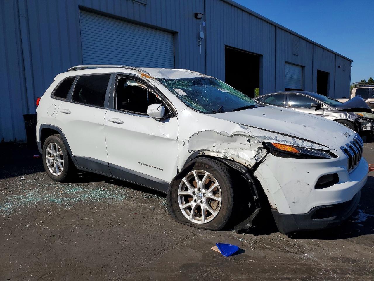 2014 Jeep Cherokee Latitude - Фото 4