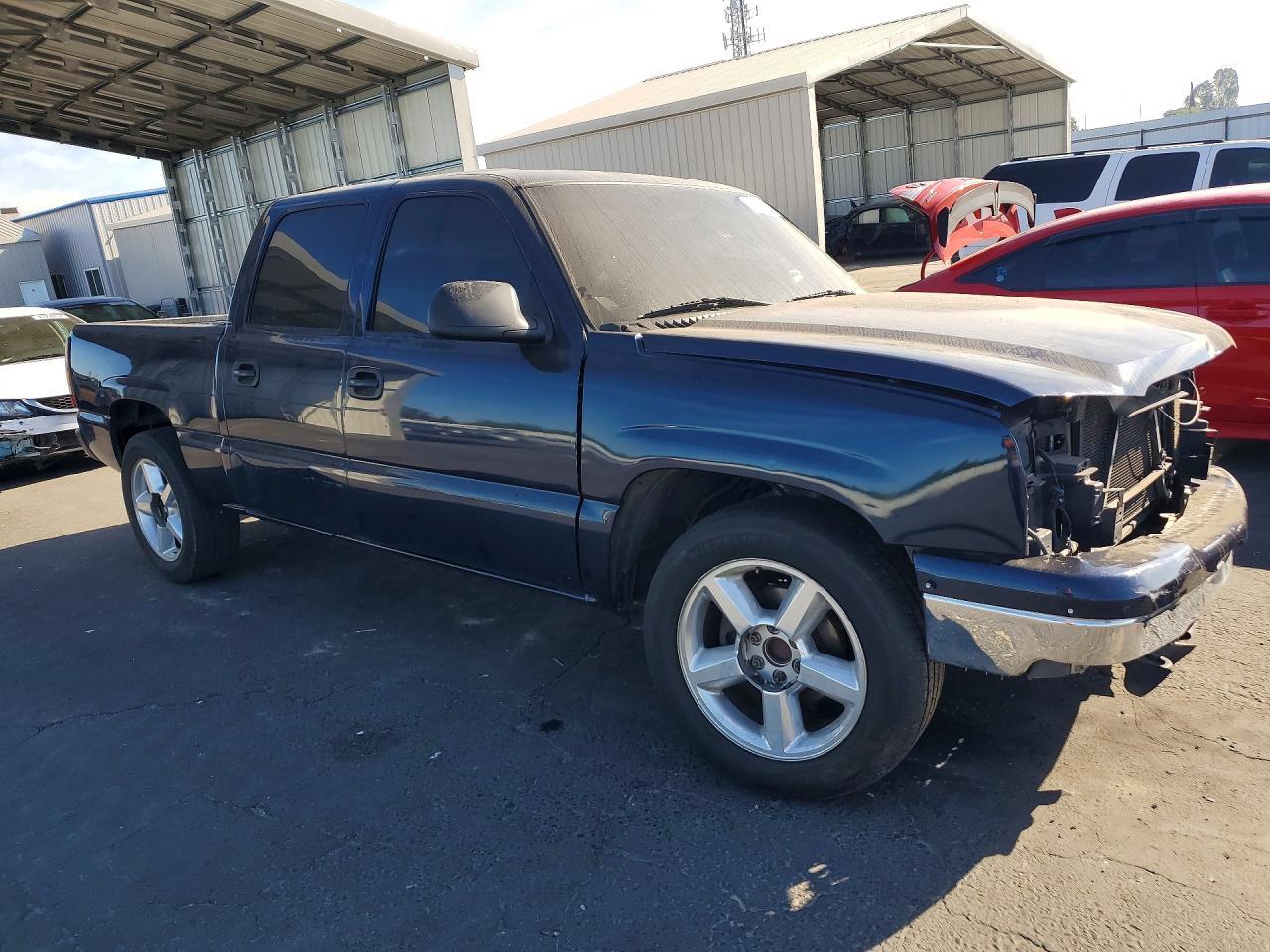 2006 Chevrolet Silverado C1500 - Image 4