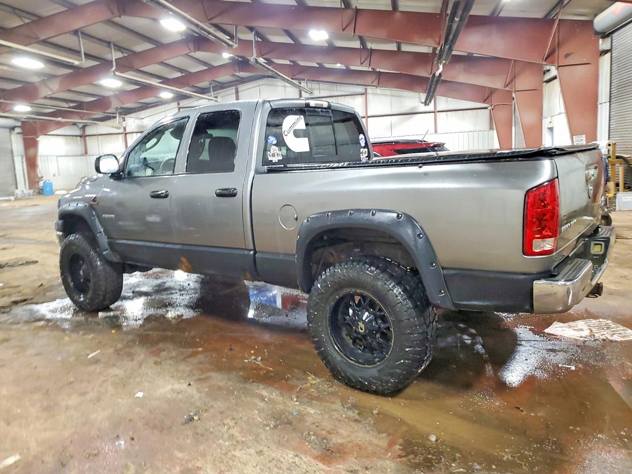 2006 Dodge Ram 2500 St - Фото 2