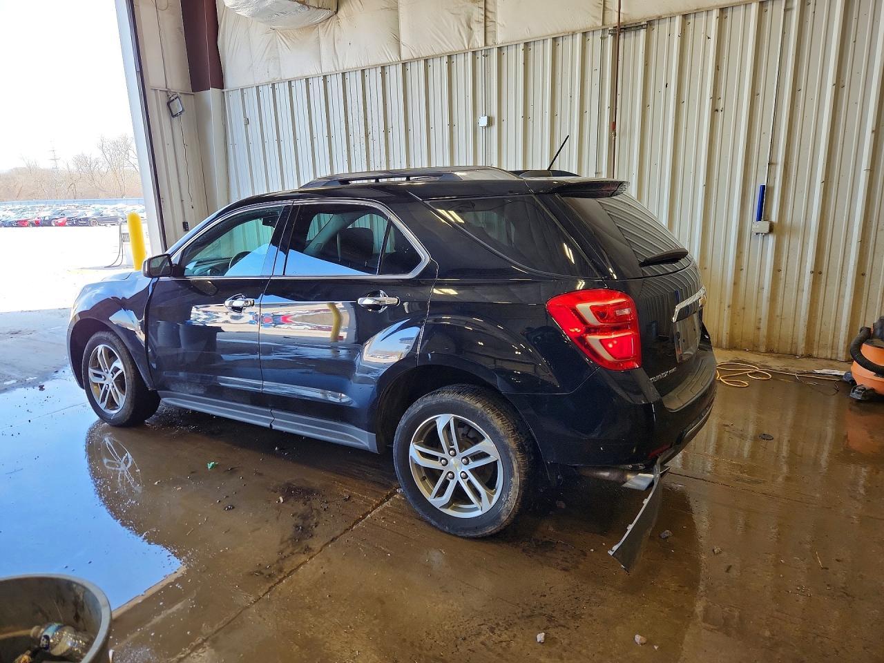 2017 Chevrolet Equinox Premier - Фото 2