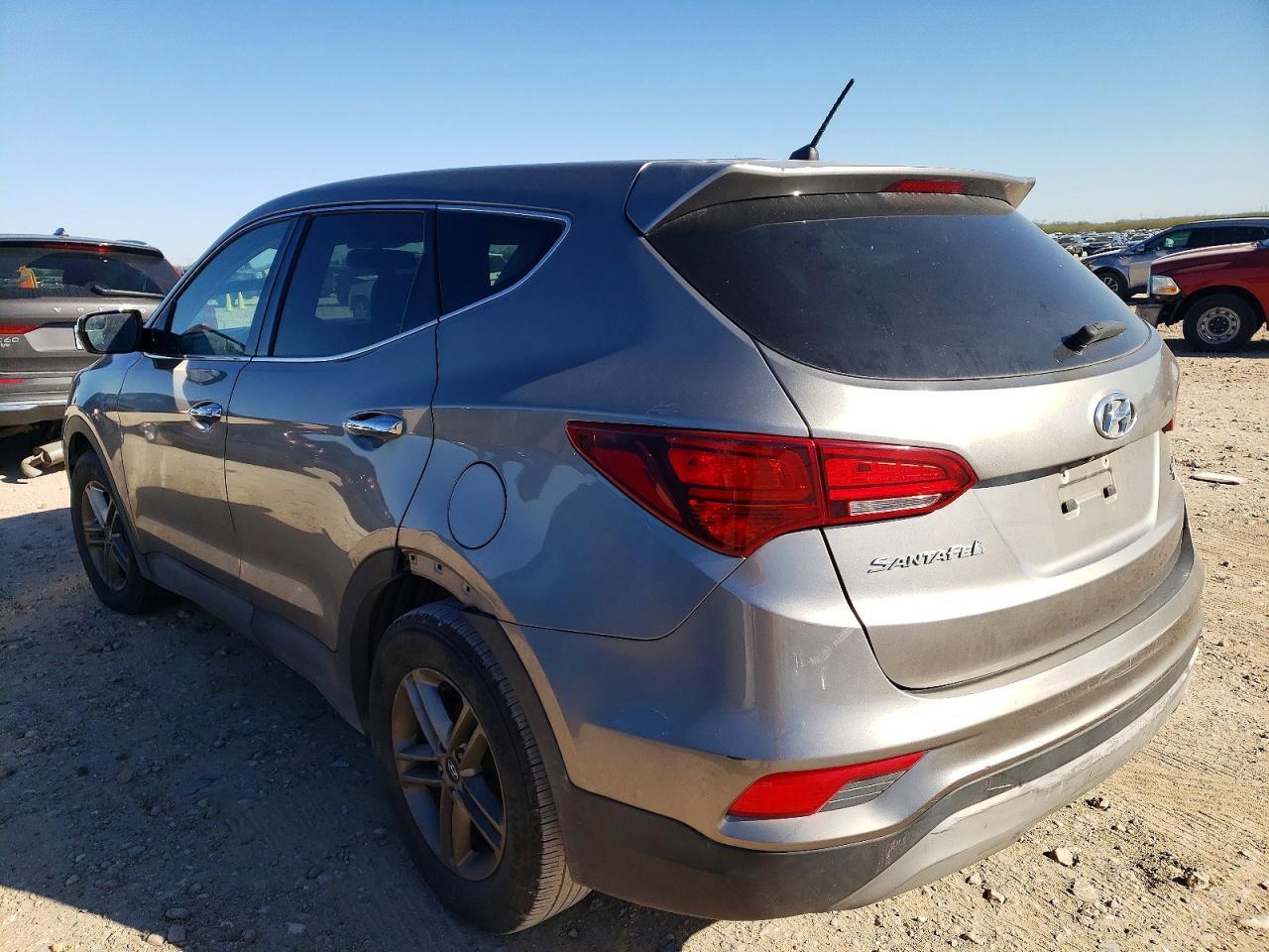 2018 Hyundai Santa Fe Sport 2.4L - Image 2
