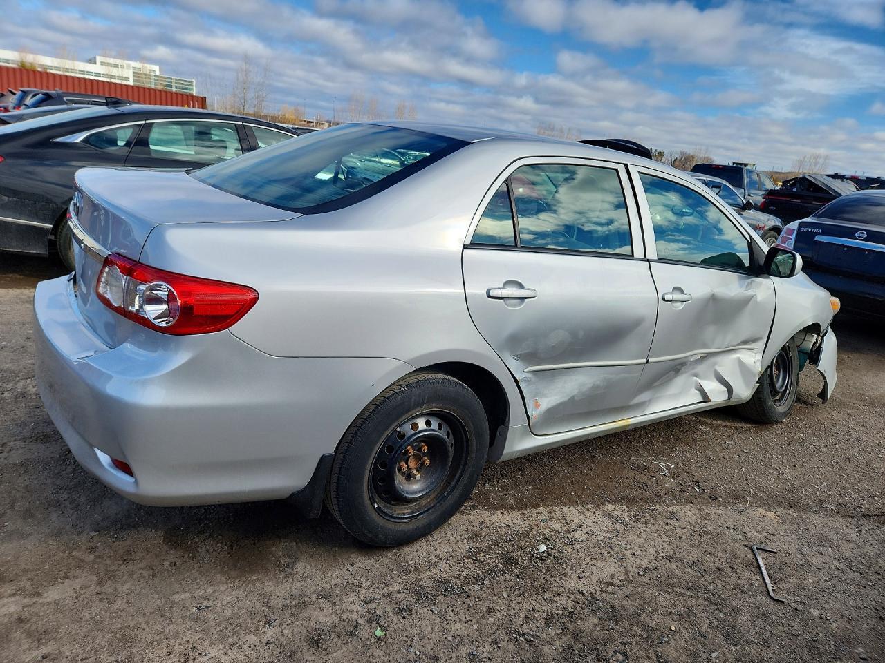 2011 Toyota Corolla Base - Фото 3