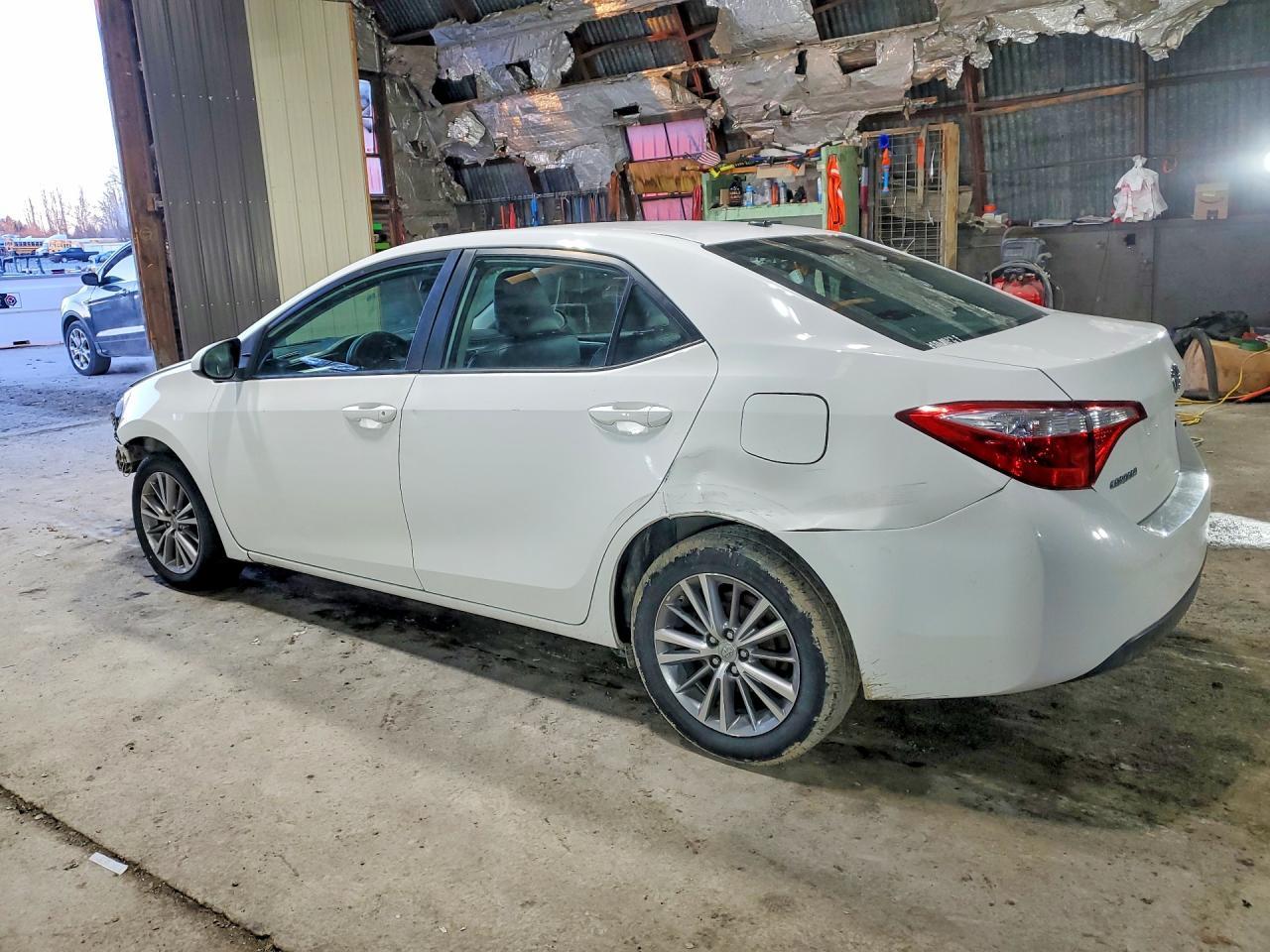 2015 Toyota Corolla Le Premium - Фото 2