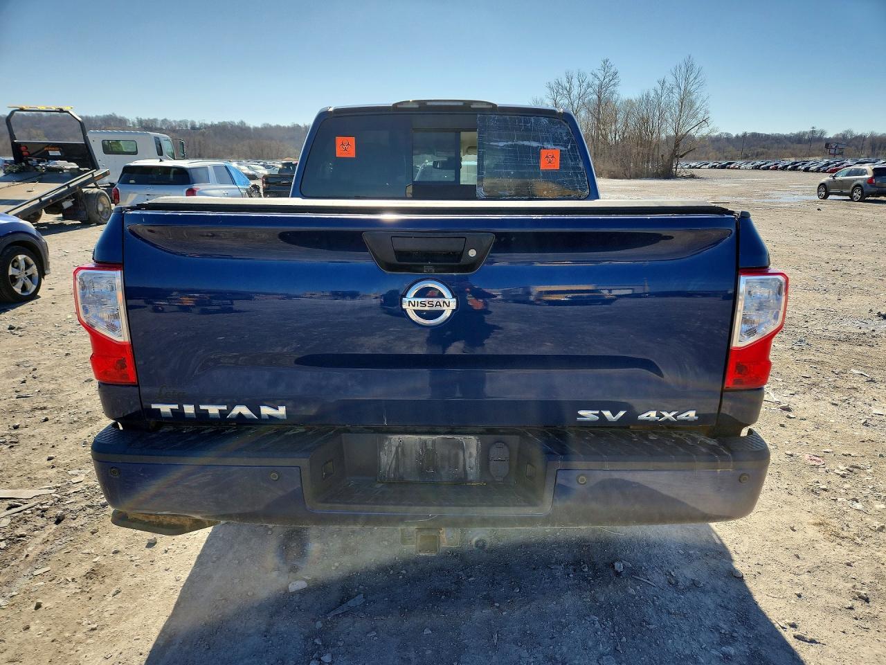 2018 Nissan Titan Sv - Image 6