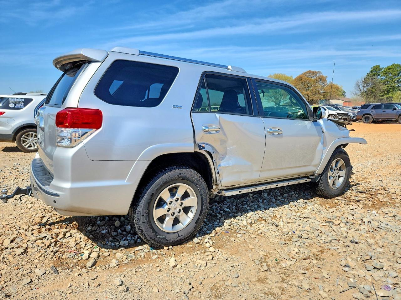 2013 Toyota 4Runner Sr5 - Image 3