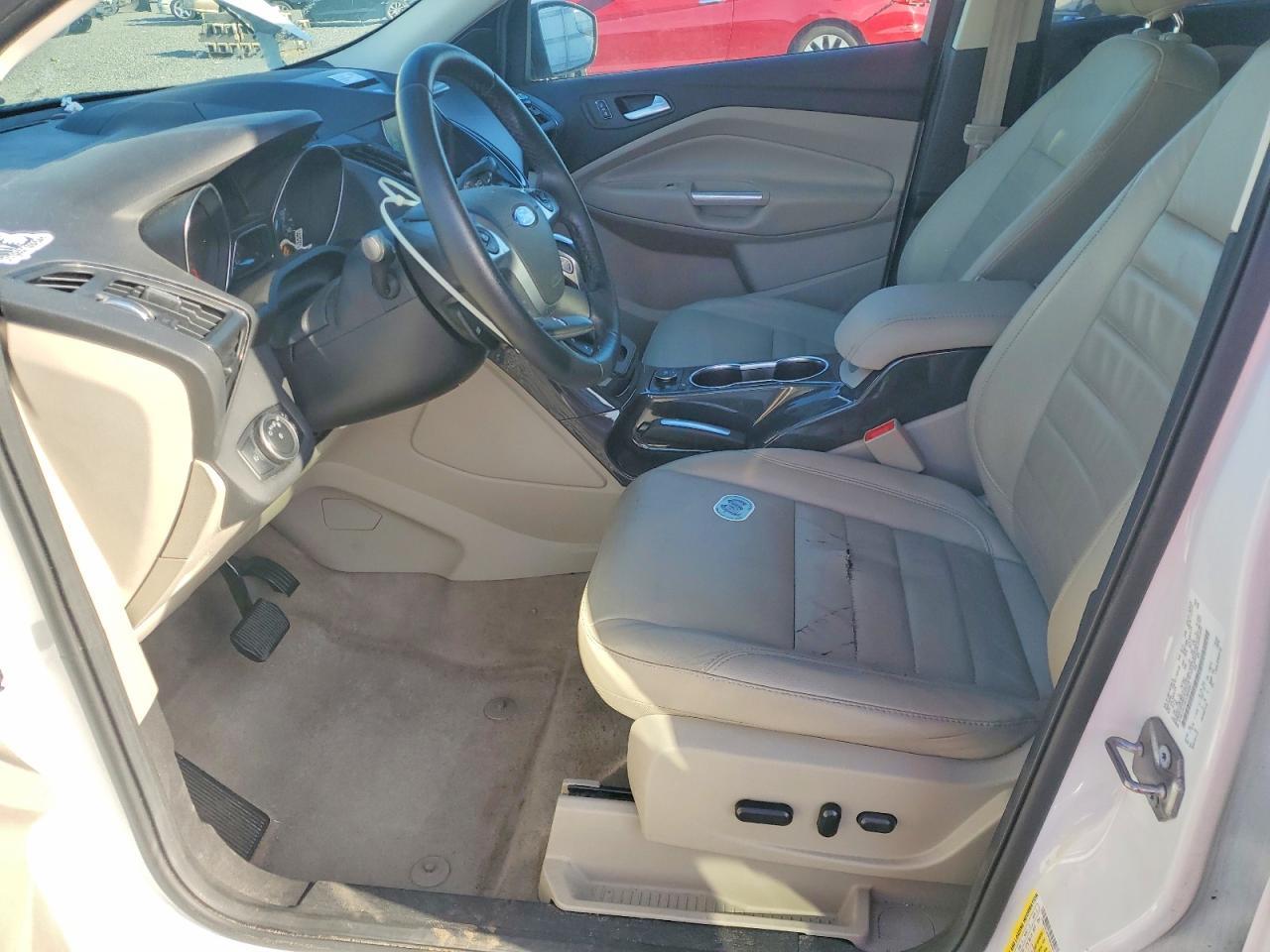 2015 Ford Escape Titanium - Фото 7
