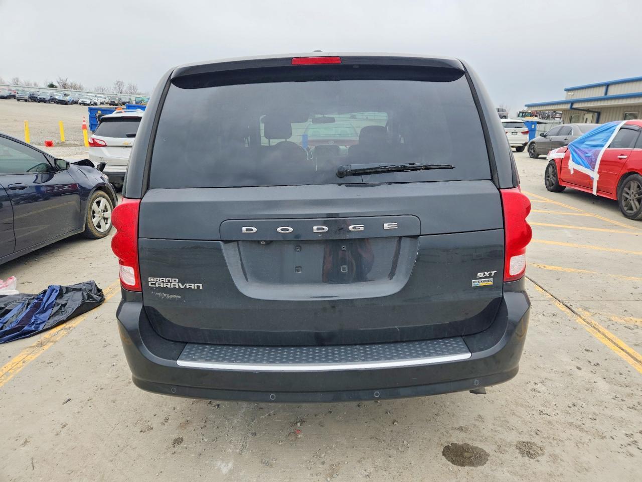 2016 Dodge Grand Caravan Sxt - Image 6