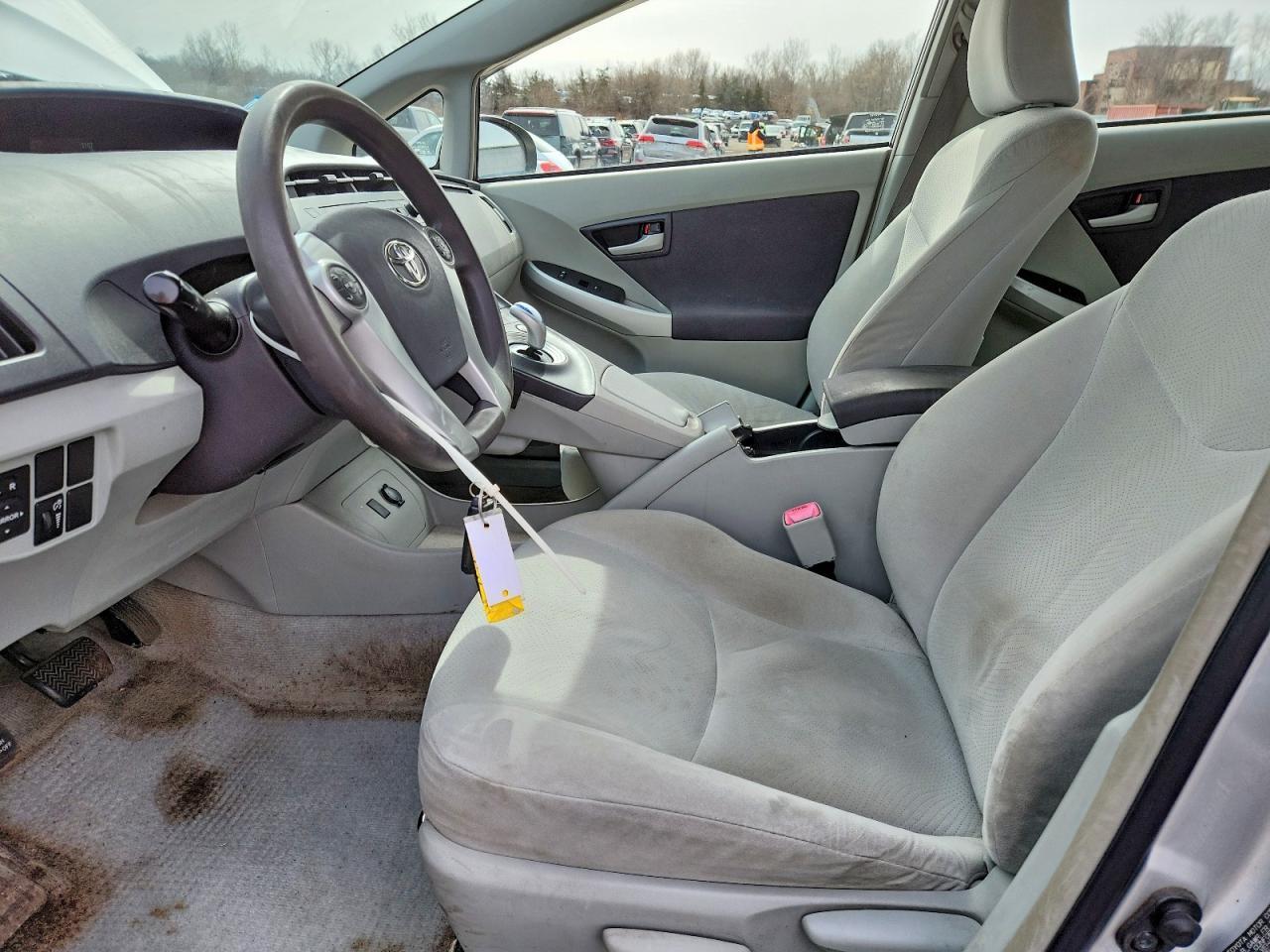 2011 Toyota Prius Two - Image 7
