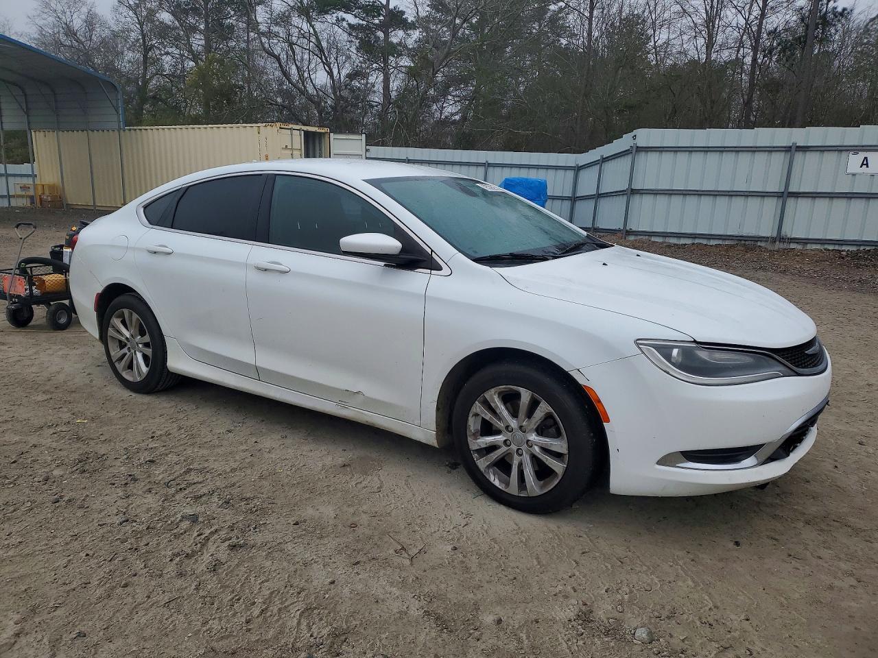 2017 Chrysler 200 - Image 4
